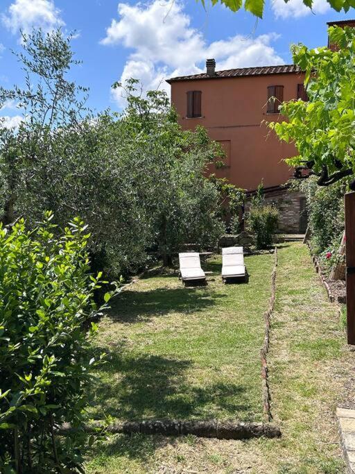 La Terrazza Di Ciro Pinsuti Lägenhet Sinalunga Exteriör bild